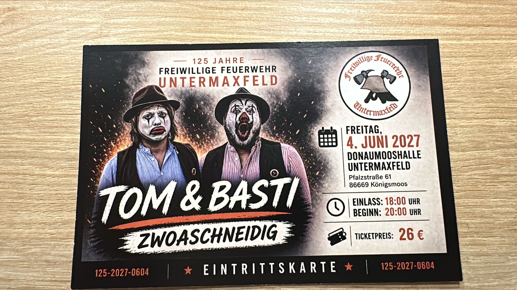 Tom & Basti – „Zwoaschneidig“